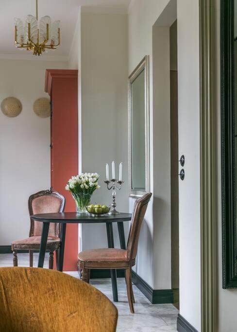 ורשה Dark Blue Apartment מראה חיצוני תמונה